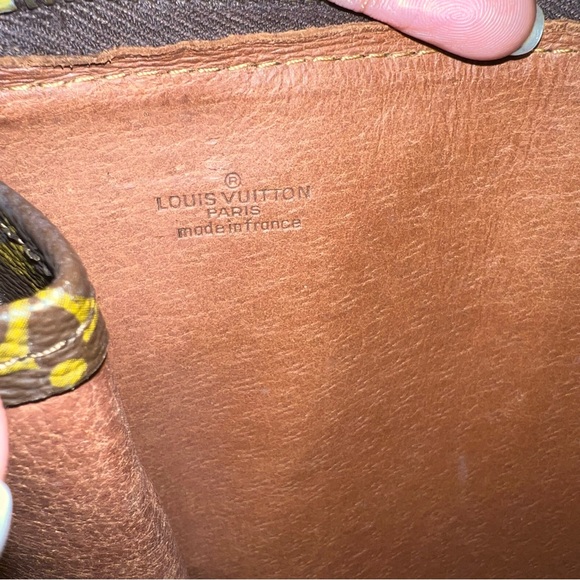 Authentic Louis Vuitton documents case bag❤️ - Picture 9 of 11